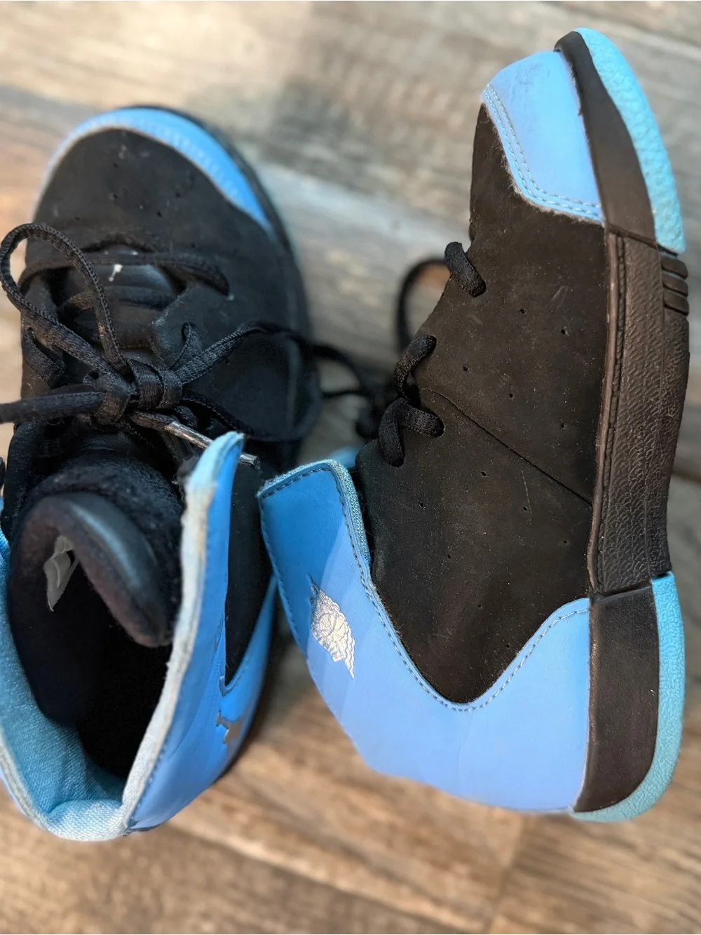 Jordan Kids High-Top Sneakers in Black and Blue